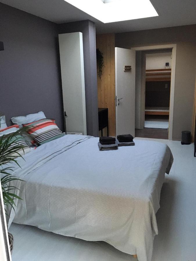 B & B Simme Zimme Brasschaat Bagian luar foto