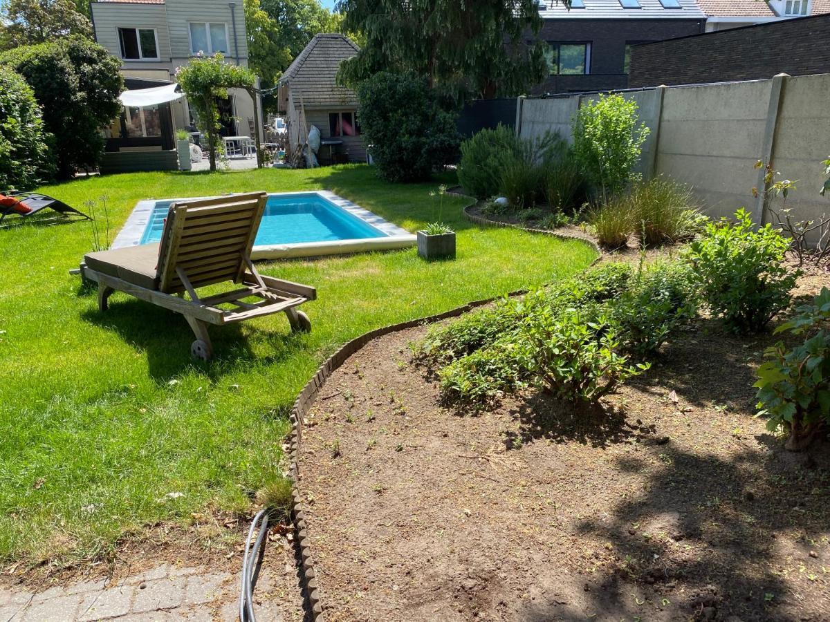 B & B Simme Zimme Brasschaat Bagian luar foto